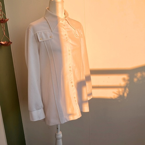 Vintage Tops - Vintage 60s 70s White Textured Dagger Collar Polyester Tunic Top